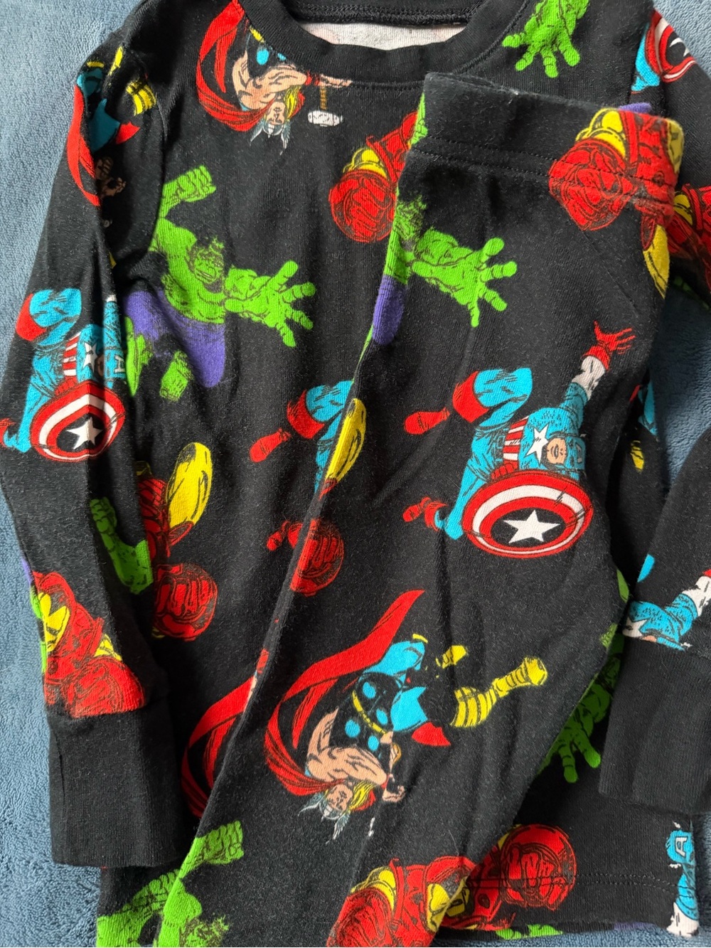 MARVEL | AMAZON ESSENTIALS | Long Sleeve | Pants | Pj’s | Pajama Set - Picture 5 of 7